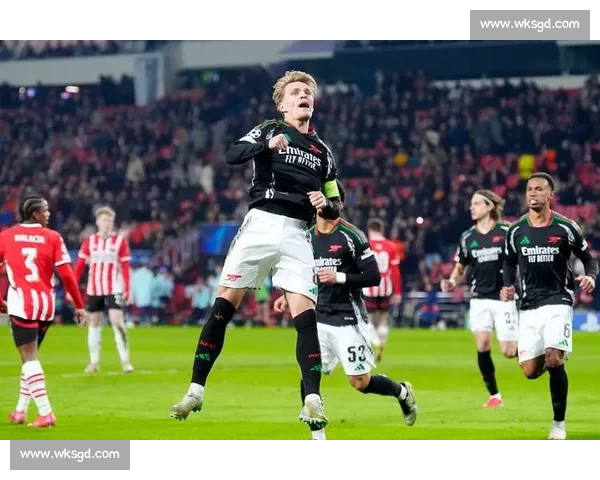 热刺中场核心赛季报销!欧冠首秀梦碎,新援能否扛起进攻大旗? 热刺中场核心赛季报销!欧冠首秀梦碎,新援能否扛起进攻大旗?