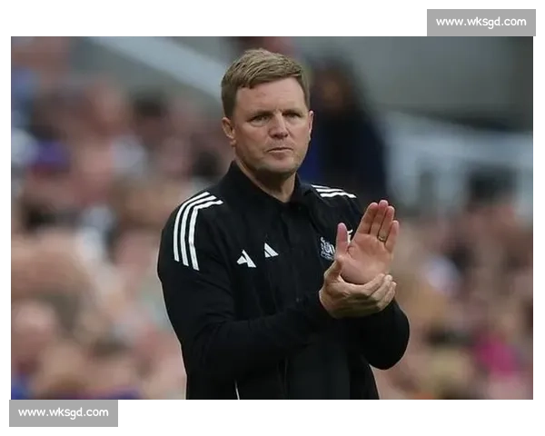 纽卡球员自发列队致敬孙兴慜，埃迪豪证实：这是足球精神的纯粹表达