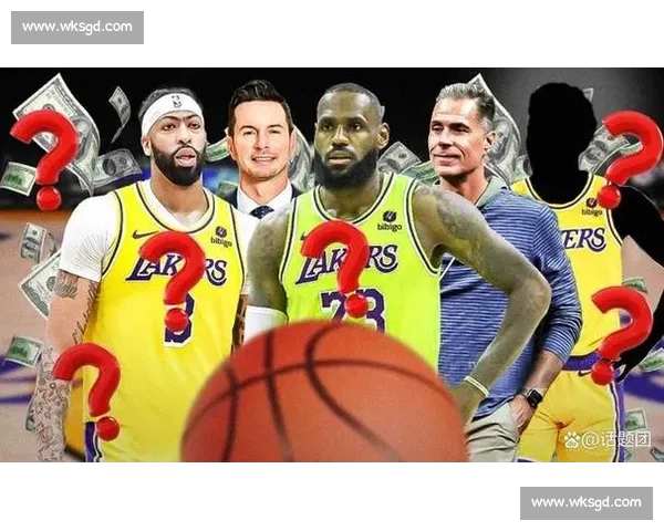 詹姆斯或签两年顶薪续约湖人!父子三人同台历史性时刻进入倒计时